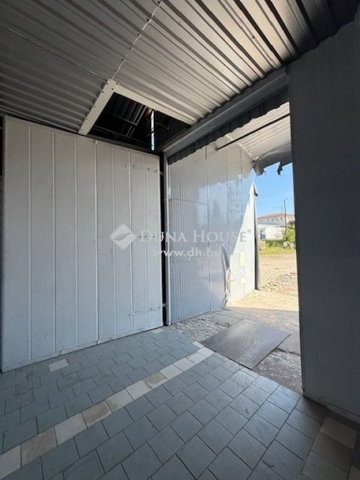 Eladó ipari ingatlan, Üllőn 279 M Ft / költözzbe.hu