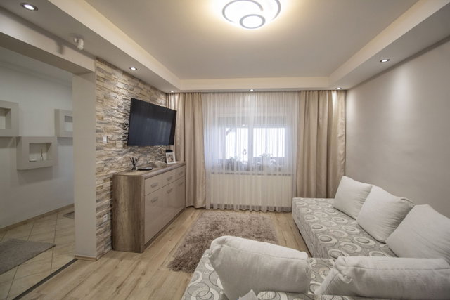 Eladó családi ház, Kistokajon 82.9 M Ft, 3 szobás
