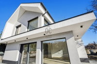 Eladó családi ház, Szentendrén 298 M Ft, 5 szobás