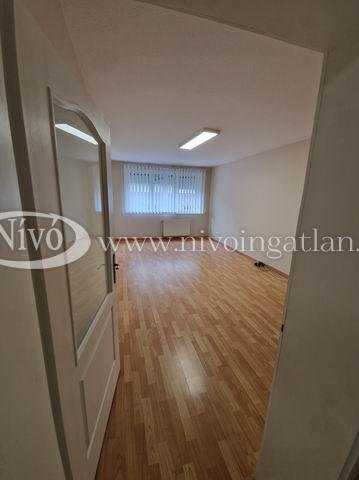 Kiadó iroda, Zalaegerszegen 280 E Ft / hó, 3 szobás