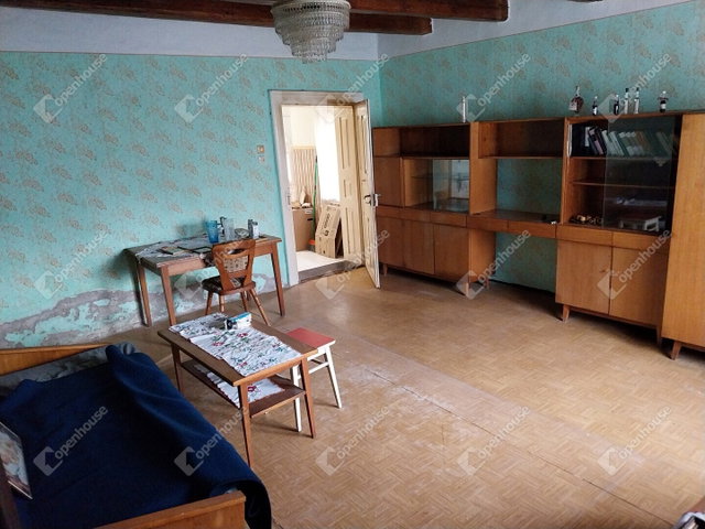 Eladó családi ház, Nemesrempehollóson 20 M Ft, 3 szobás