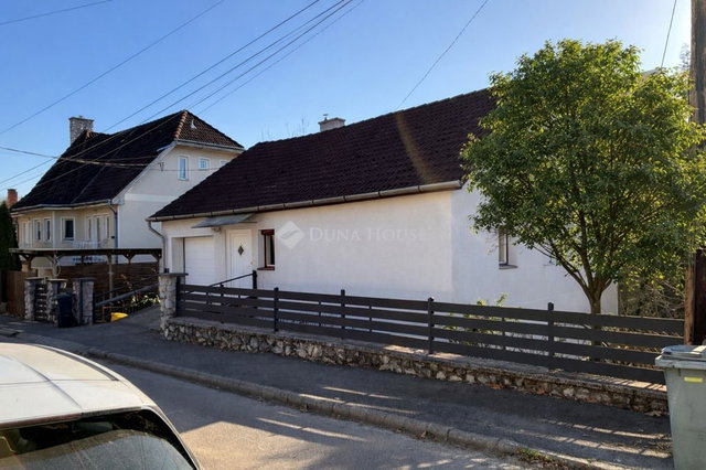 Eladó családi ház, Miskolcon 89.5 M Ft, 4 szobás