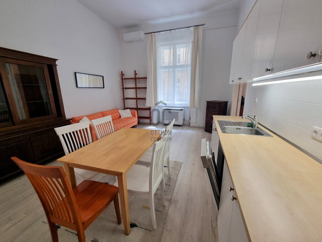 Eladó téglalakás, Budapesten, II. kerületben 82.9 M Ft, 2 szobás