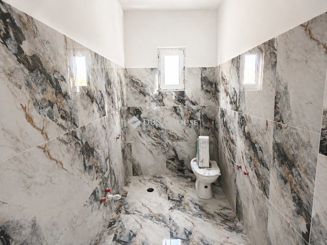 Eladó családi ház, Szolnokon 59 M Ft, 3 szobás