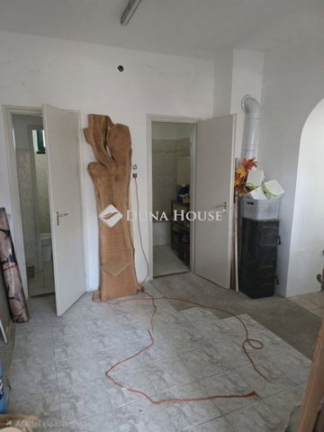 Eladó családi ház, Garén 48.99 M Ft, 3 szobás