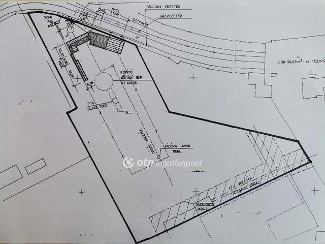 Eladó ipari ingatlan, Békéscsabán 400 M Ft