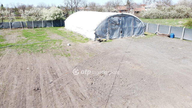 Eladó telek, Poroszlón 12 M Ft / költözzbe.hu