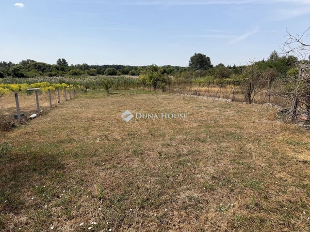 Eladó családi ház, Tápiószecsőn 36.6 M Ft
