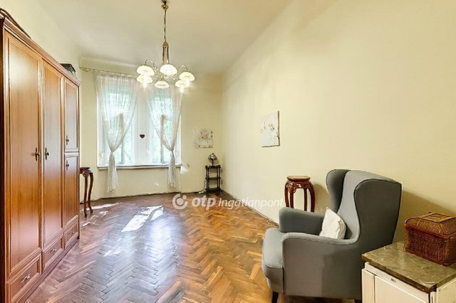 Eladó téglalakás, Budapesten, VII. kerületben 79.99 M Ft