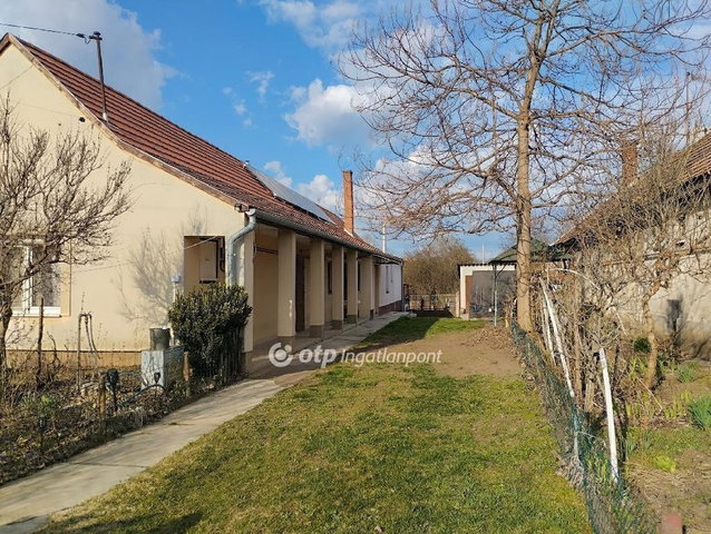 Eladó családi ház, Seregélyesen 70.5 M Ft, 3 szobás
