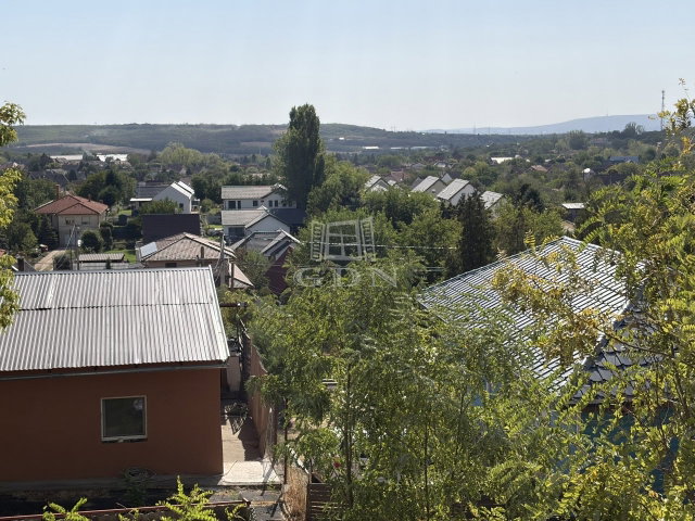 Eladó telek, Mogyoródon 33 M Ft, 2 szobás / költözzbe.hu