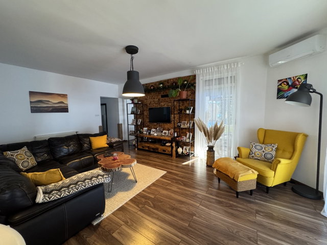 Eladó családi ház, Enyingen 99.9 M Ft, 3 szobás