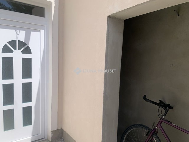 Eladó téglalakás, Budapesten, XX. kerületben 52.5 M Ft, 2 szobás