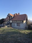 Eladó családi ház, Pécsett 179 M Ft, 8 szobás