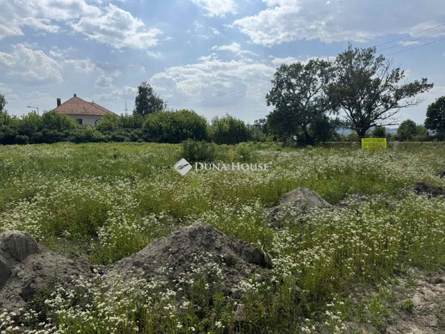 Eladó ipari ingatlan, Szentendrén 270 M Ft / költözzbe.hu