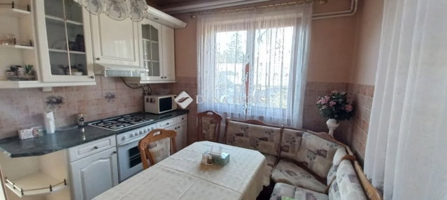 Eladó családi ház, Budaörsön 159.9 M Ft, 6 szobás