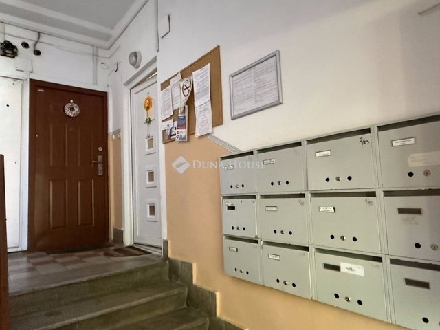 Eladó téglalakás, Budapesten, X. kerületben 45 M Ft, 1 szobás
