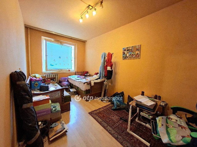 Eladó panellakás, Szentendrén 60 M Ft, 2 szobás