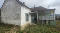 Eladó családi ház, Surdon 10.5 M Ft, 2 szobás
