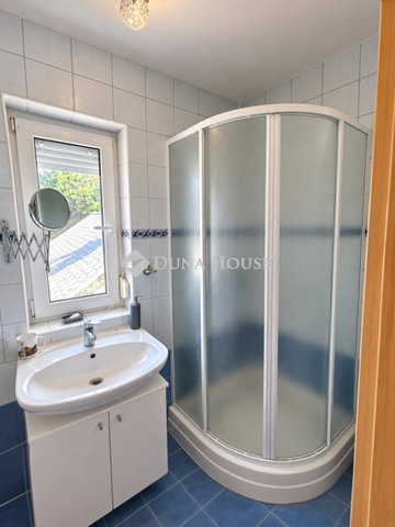 Eladó családi ház, Szentendrén 158 M Ft, 4 szobás