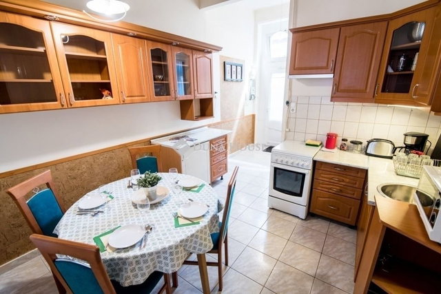 Eladó téglalakás, Budapesten, II. kerületben 90 M Ft, 2 szobás