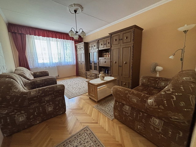 Eladó panellakás, Debrecenben 64.99 M Ft, 2 szobás