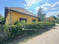 Eladó családi ház, Poroszlón 25 M Ft, 3 szobás