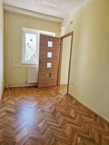 Eladó téglalakás, Pécsett, Kodály Zoltán utcában 67 M Ft