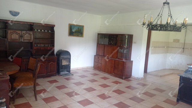Eladó családi ház, Gutorföldén 11 M Ft, 4 szobás