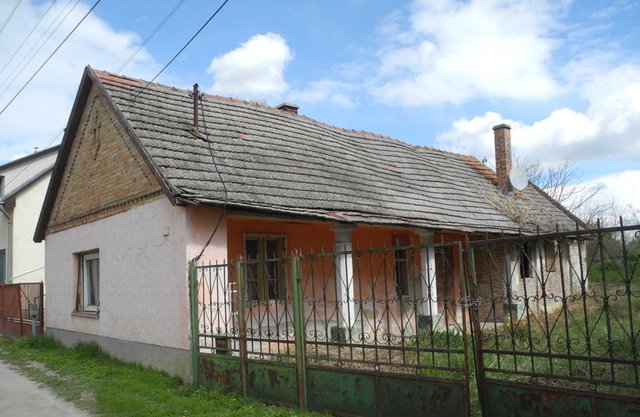 Eladó családi ház, Kiskunlacházán 20.995 M Ft, 1+1 szobás