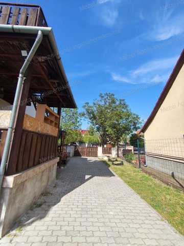 Eladó családi ház, Gyálon 114.9 M Ft, 6 szobás