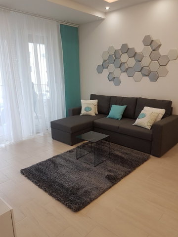 Kiadó téglalakás, albérlet, Komáromban 230 E Ft / hó, 2 szobás