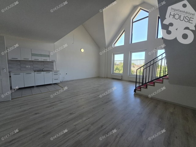 Eladó téglalakás, Nagykőrösön 77.99 M Ft, 2 szobás