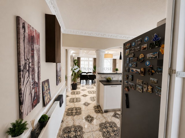 Eladó családi ház, Hévízgyörkön 82.9 M Ft, 8 szobás