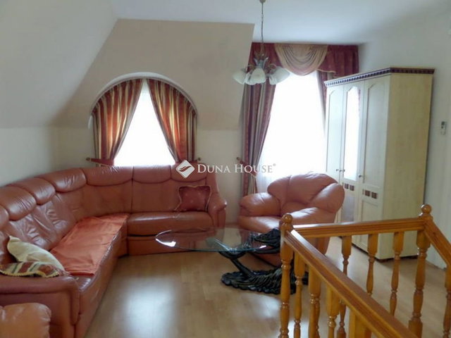 Kiadó családi ház, albérlet, Nyíregyházán 325 E Ft / hó