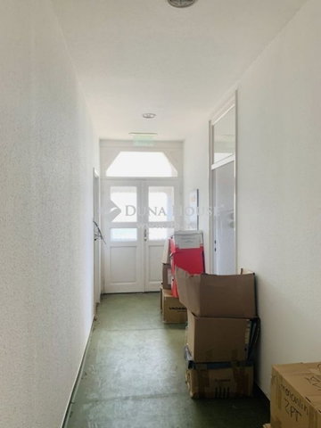 Eladó iroda, Budapesten, X. kerületben 330.75 M Ft