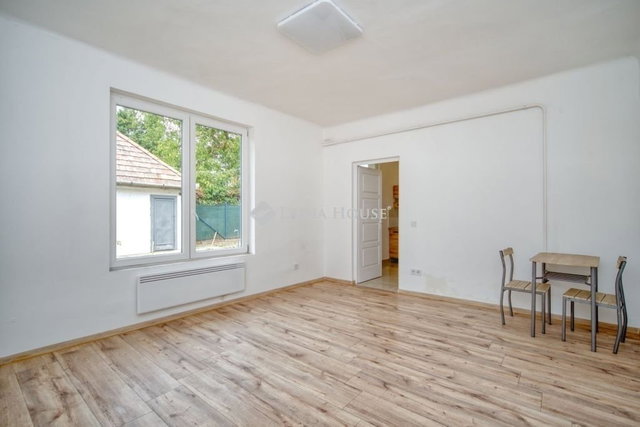 Eladó téglalakás, Budapesten, XVI. kerületben 49.9 M Ft
