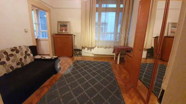 Kiadó téglalakás, albérlet, V. kerületben, Erzsébet téren
