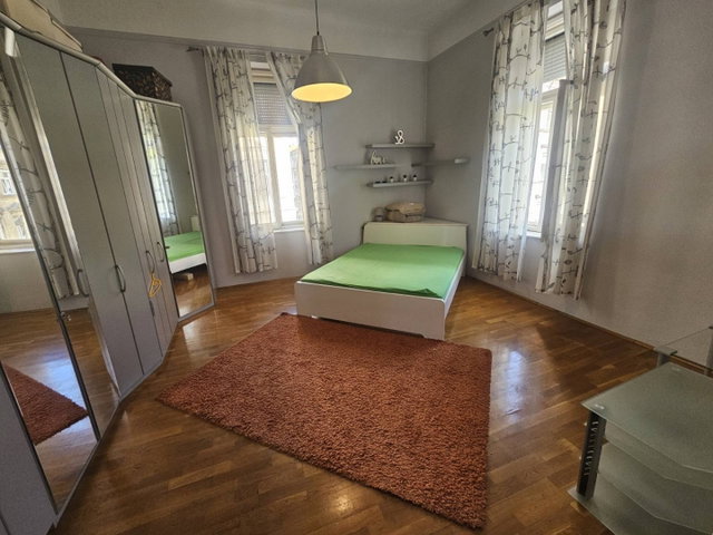Eladó téglalakás, Budapesten, VII. kerületben 93 M Ft, 3 szobás