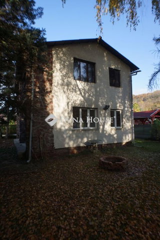 Eladó nyaraló, Balatonkenesén, Kond Vezér utcában 89.5 M Ft