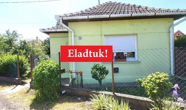 Eladó családi ház, Jászárokszálláson, Gyóni utcában 21 M Ft