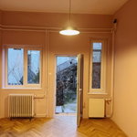 Eladó iroda, Pécsett, Király utcában 9.5 M Ft