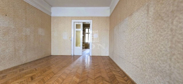 Eladó téglalakás, Budapesten, V. kerületben 94.9 M Ft, 2 szobás