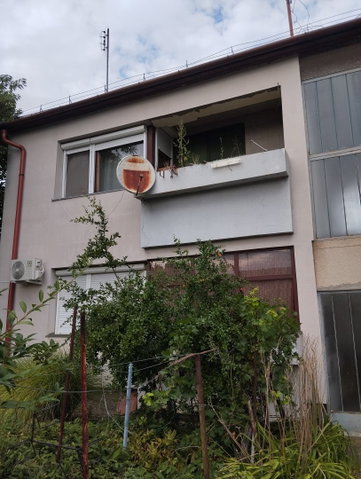 Eladó téglalakás, Nagylakon 8.7 M Ft, 2 szobás