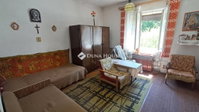 Eladó családi ház, Csepregen 26.5 M Ft, 2 szobás