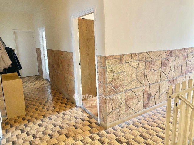 Eladó családi ház, Hatvanban 79 M Ft, 5 szobás