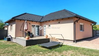 Eladó családi ház, Bicskén 94.9 M Ft, 3+1 szobás