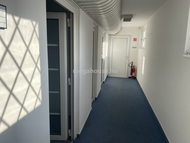 Kiadó iroda, Budaörsön 4985 E Ft / hó / költözzbe.hu