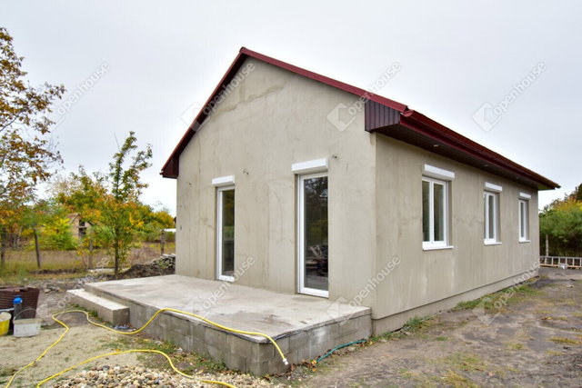 Eladó családi ház, Szegeden 59.9 M Ft, 3 szobás