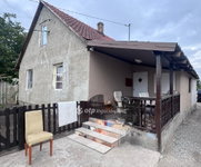 Eladó családi ház, Poroszlón 38 M Ft, 3 szobás